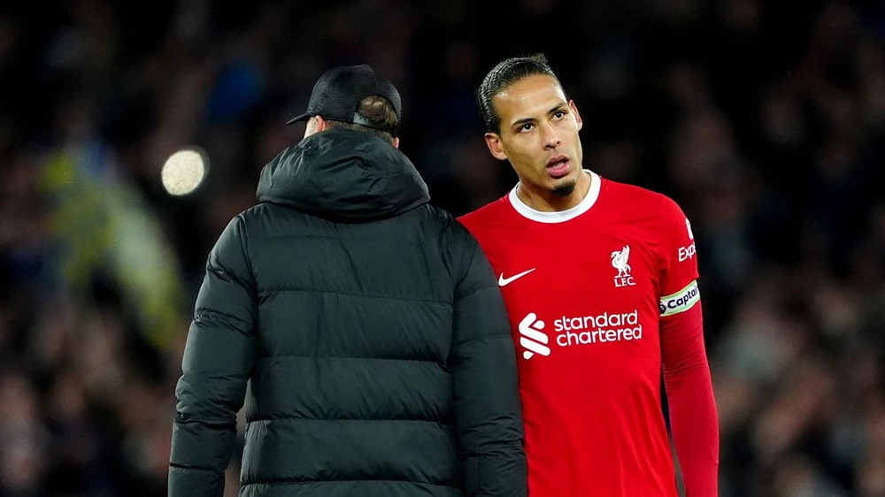 Van Dijk nghĩ rằng Liverpool không còn cơ hội vô địch Premier League. ẢNH: GETTY liverpool-van-dijk.jpeg