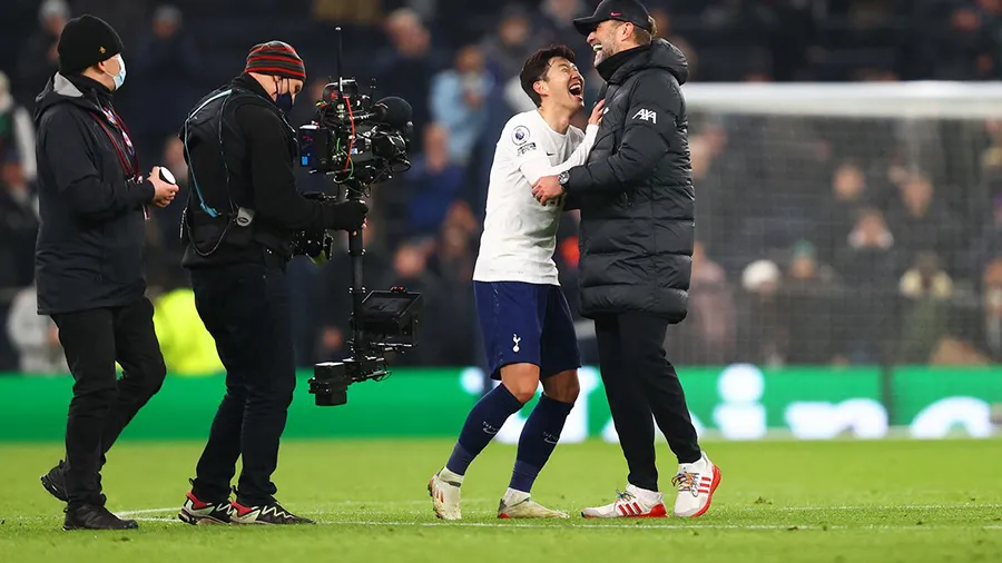 Son Heung-min thường xuyên ghi bàn vào lưới những đội bóng của Jurgen Klopp. ẢNH: GETTY son-heung-min-jurgen-klopp.jpeg