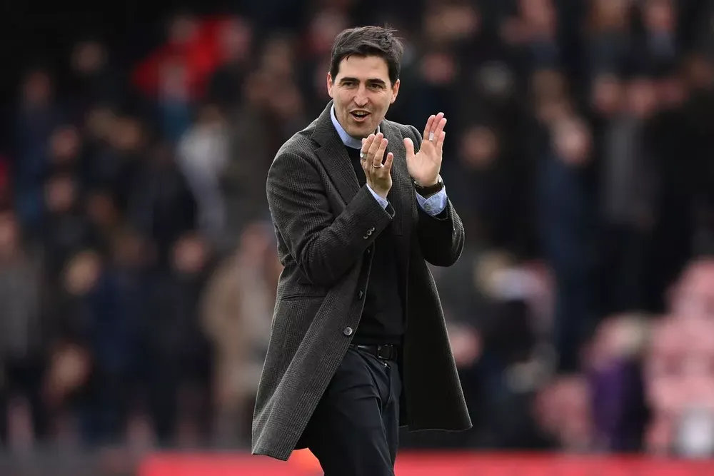 Andoni Iraola của Bournemouth là cái tên bất ngờ trong danh sách HLV xuất sắc nhất mùa. ẢNH: GETTY Andoni-Iraola-Bournemouth.jpg
