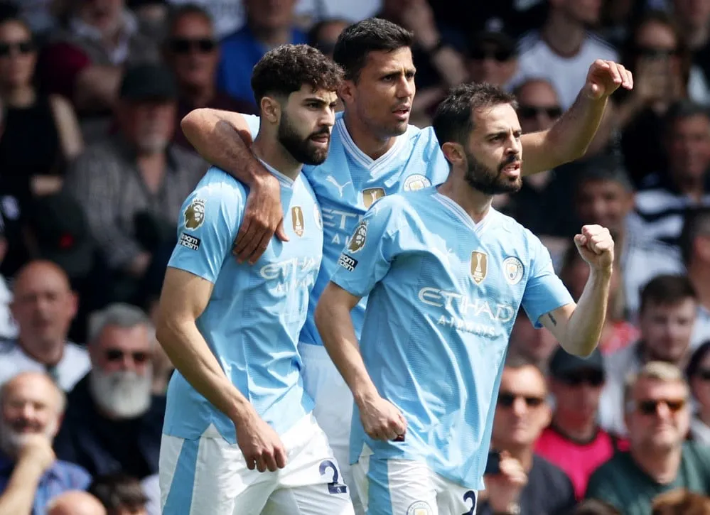 Thắng Fulham, Man City chính thức leo lên vị trí nhất bảng xếp hạng. Ảnh: Getty IMG_8865.jpeg