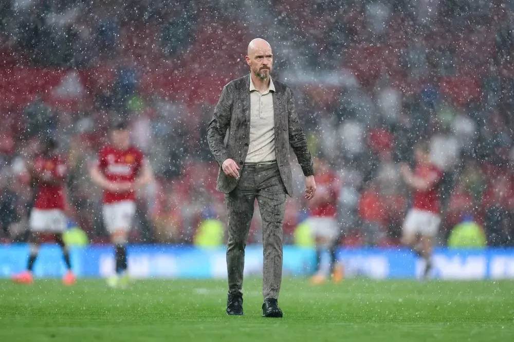 Chiếc ghế HLV trưởng Manchester United của Erik Ten Hag đang lung lay dữ dội. ẢNH: GETTY manchester-united-erik-ten-hag.jpg