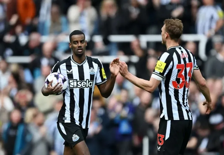 Newcastle quyết tâm thắng MU để giữ vững vị trí thứ 6 của mình. Ảnh: Getty newcastle-premier-league.jpeg