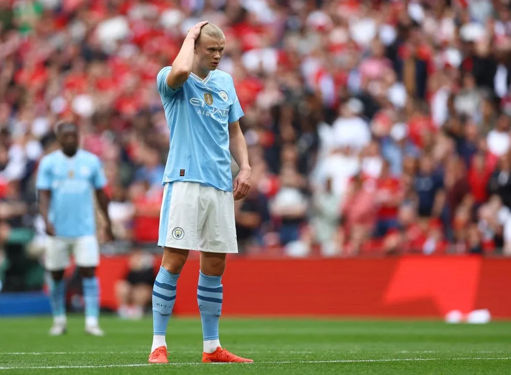 Erling Haaland mất hút trên hàng công của Man City. Ảnh: Getty IMG_8941.jpeg