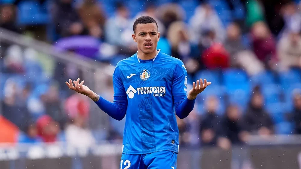 Tương lai của Greenwood tại MU sẽ được quyết định vào mùa hè này. ẢNH: GETTY mu-mason-greenwood.jpg