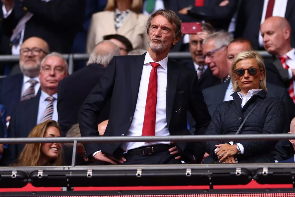 Sir Jim Ratcliffe đang thực hiện những thay đổi lớn tại MU. ẢNH: GETTY sir-jim-ratcliffe-manchester-united.jpg