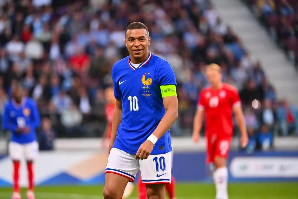 Anh có khả năng đụng độ Pháp của Kylian Mbappe tại bán kết Euro 2024. ẢNH: GETTY phap-kylian-mbappe.jpg