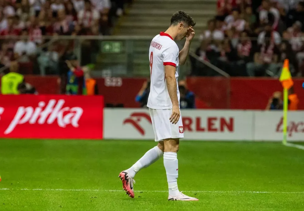 Lewandowski có thể bỏ lỡ Euro 2024. ẢNH: GETTY Lewandowski có thể bỏ lỡ Euro 2024