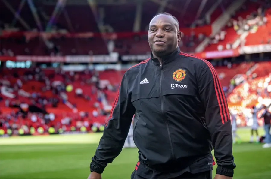 Ten Hag muốn thấy Benni McCarthy ký hợp đồng mới với MU. ẢNH: GETTY Benni-McCarthy-manchester-united.png