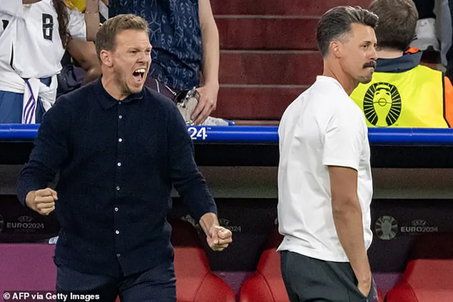 HLV Julian Nagelsmann phấn khích trước màn trình diễn của các học trò. ẢNH: GETTY ĐỘI TUYỂN ĐỨC, Julian Nagelsmann