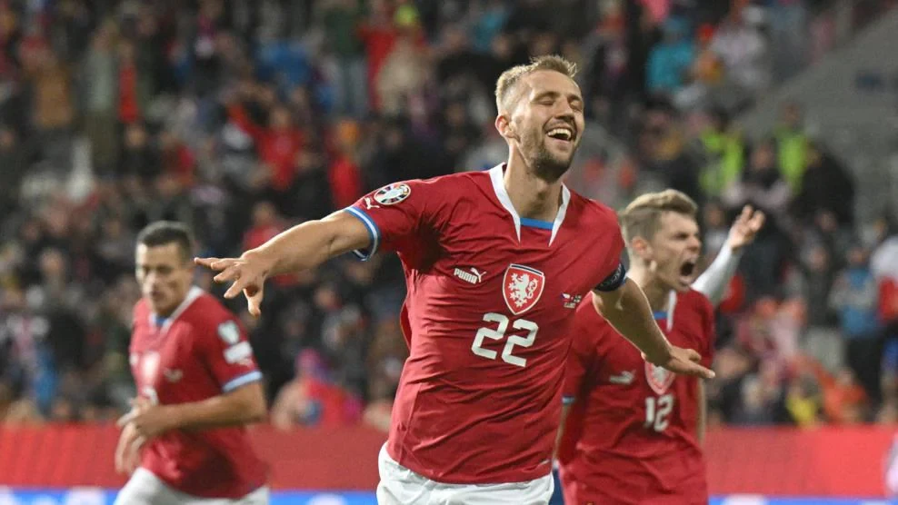 Soucek ăn mừng bàn thắng của Czech. ẢNH: GETTY euro-2024-gruzia-czech.jpg
