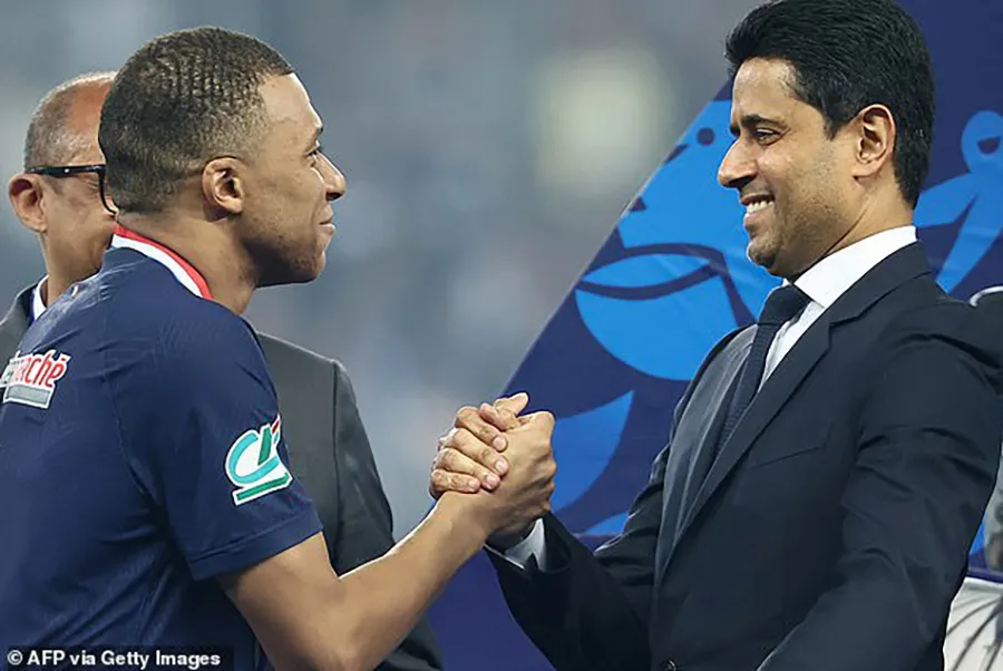 Mbappe và PSG đã "cơm không lành, canh không ngọt" kể từ khi anh từ chối gia hạn hợp đồng. ẢNH: GETTY mbappe-psg.jpg
