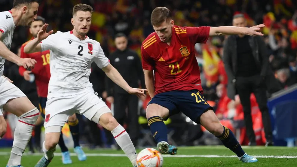 Tây Ban Nha đối đầu Albania vào năm 2020. ẢNH: GETTY euro-2024-albania-tay-ban-nha.jpg