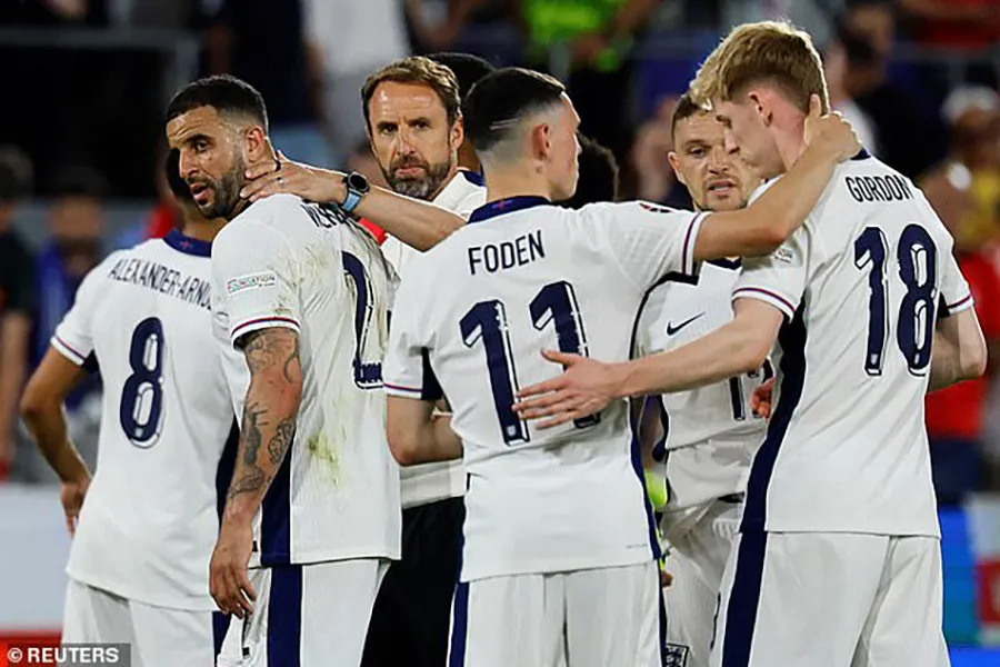 Foden đã sẵn sàng cùng đội tuyển Anh thi đấu với Slovakia. ẢNH: REUTERS đội tuyển Anh, euro 2024