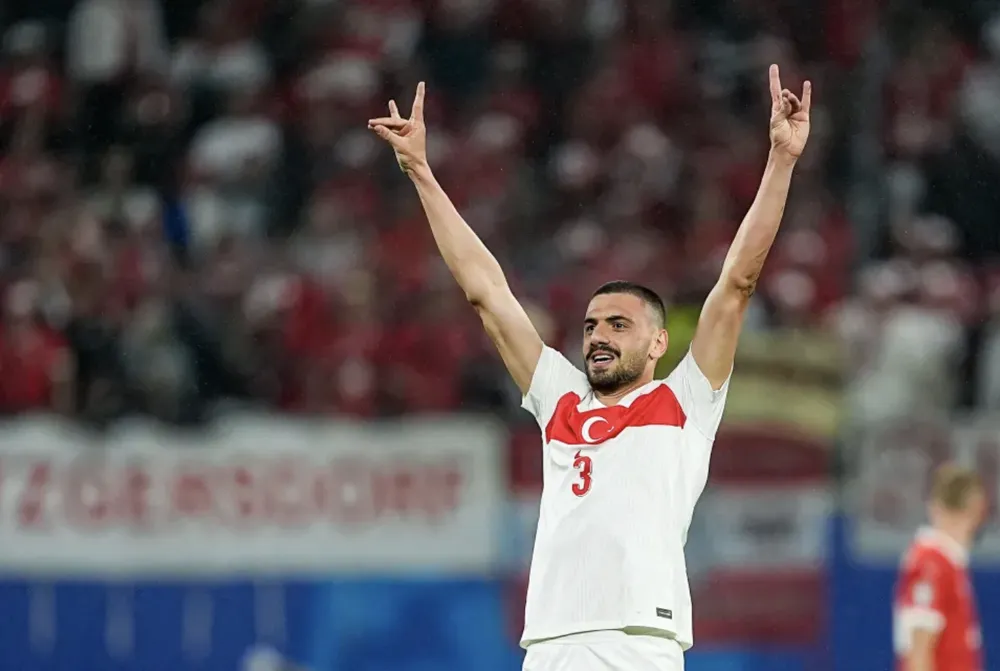 Hậu vệ Merih Demiral của Thổ Nhĩ Kỳ bị cấm thi đấu 2 trận tại Euro 2024. ẢNH: REX Thổ Nhĩ Kỳ, Euro 2024