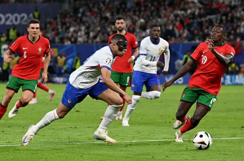 Mbappe tiếp tục mất hút trên hàng công của đội tuyển Pháp. Ảnh: Reuters đội tuyển Pháp