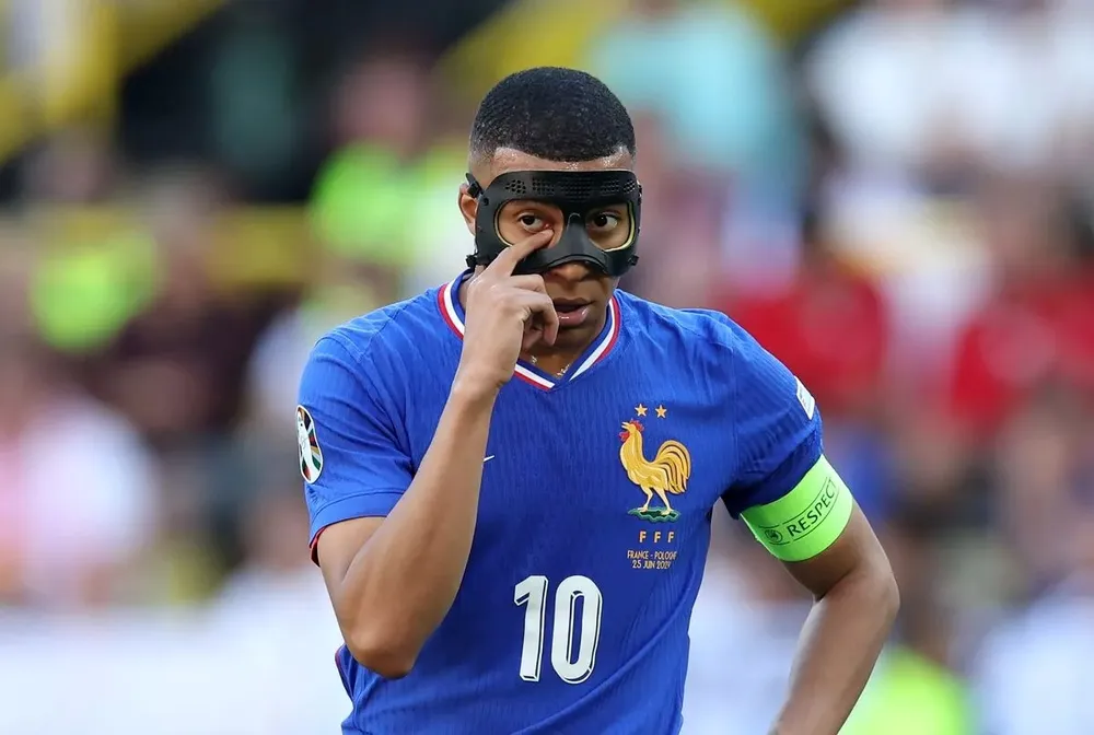 Mbappe chưa đạt phong độ cao tại Euro 2024. ẢNH: GETTY euro-2024-mbappe.jpg