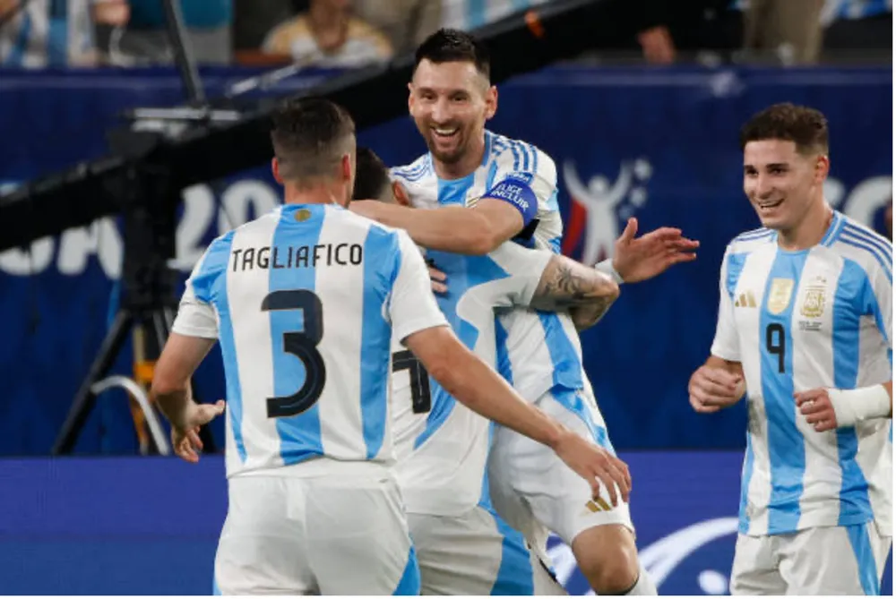 Sau những lần bỏ lỡ cuối cùng Messi đã có bàn thắng đầu tiên tại Copa America năm nay. Ảnh: GETTY messi,chung kết Copa America