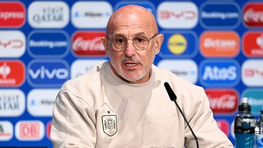 HLV Luis De la Fuente của Tây Ban Nha lo sợ tuyển Anh sẽ mạnh nhất ở chung kết Euro 2024. ẢNH: GETTY euro-2024-tay-ban-nha.jpg