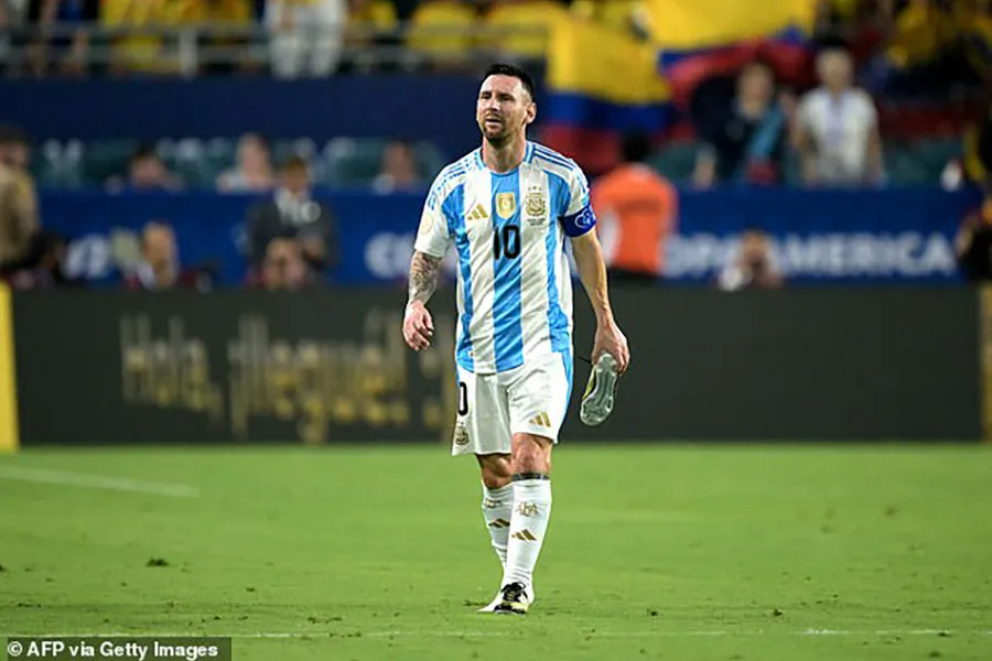 Messi bị tố ích kỷ khi không lên án các đồng đội ở tuyển Argentina. ẢNH: GETTY Messi bị tố ích kỷ