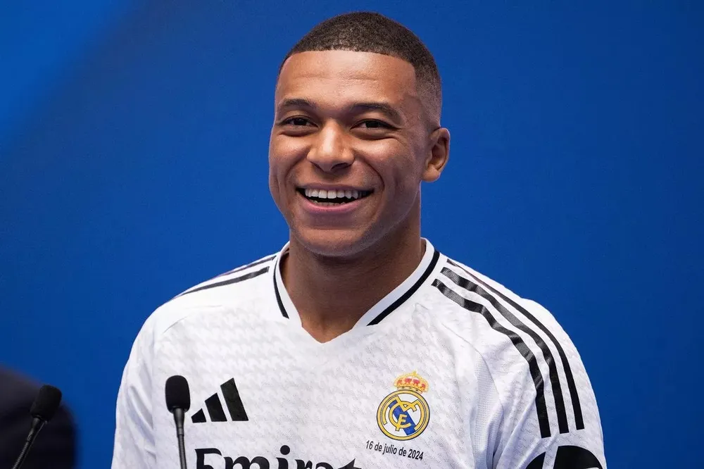 Kylian Mbappe đã chính thức trở thành cầu thủ của Real Madrid. ẢNH: GETTY mbappe-real-madrid.jpg