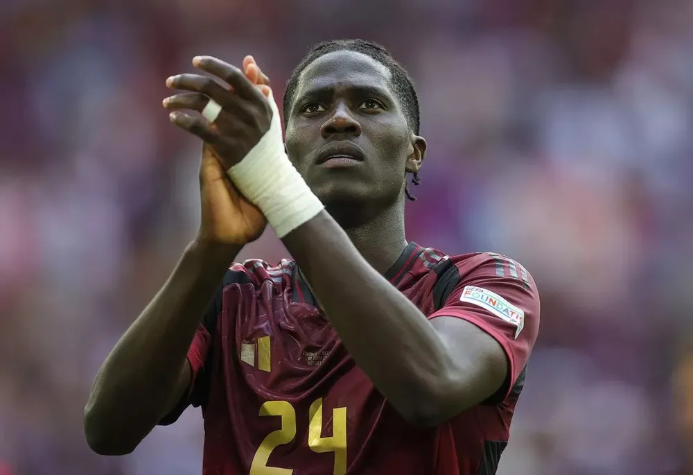 Onana từ chối MU để gia nhập Aston Villa. ẢNH: GETTY từ chối MU,MU,ONANA,MANCHESTER UNITED