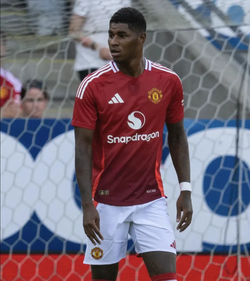 Chiếc xe Range Rover của Rashford bị xe của một nữ tài xế say rượu đâm phải. ẢNH: GETTY nữ tài xế say rượu,MU,RASHFORD