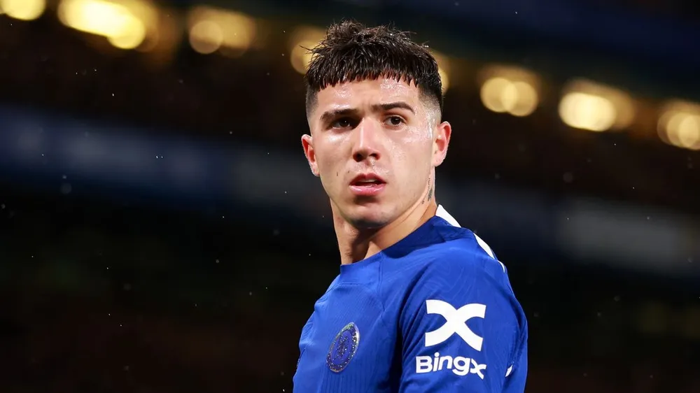 Enzo Fernandez đã gửi lời xin lỗi trực tiếp đến các đồng đội ở Chelsea. ẢNH: GETTY chelsea-cham-dut-dieu-tra-enzo-fernandez.jpg