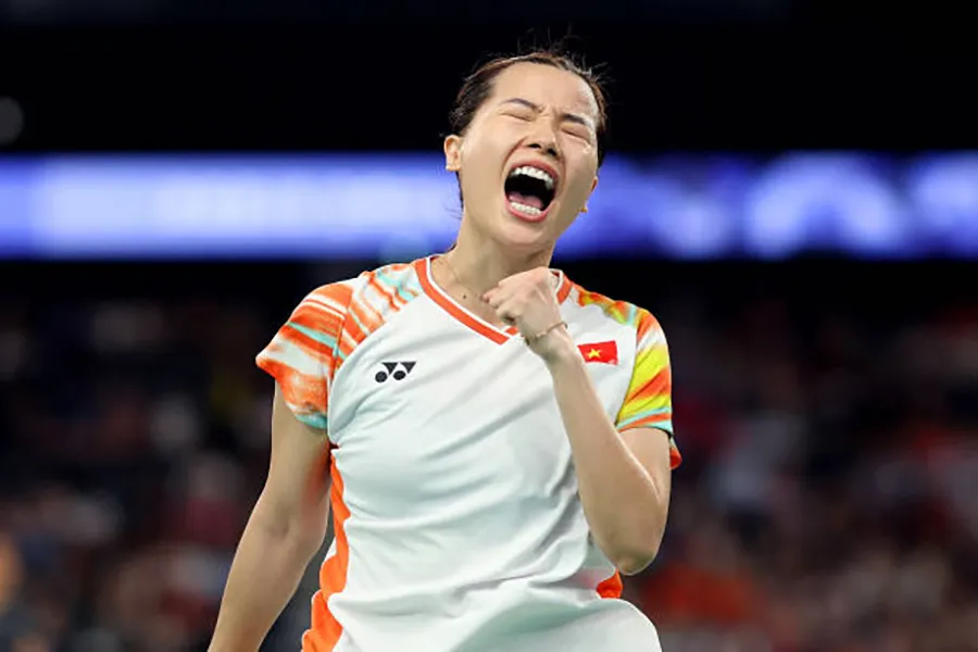 nguyen-thuy-linh.jpg