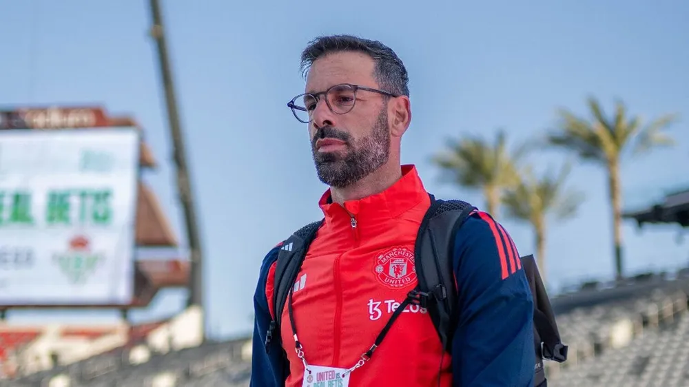Ruud van Nistelrooy rất hạnh phúc khi được trở lại MU. ẢNH: GETTY Ruud van Nistelrooy,MU, Nistelrooy