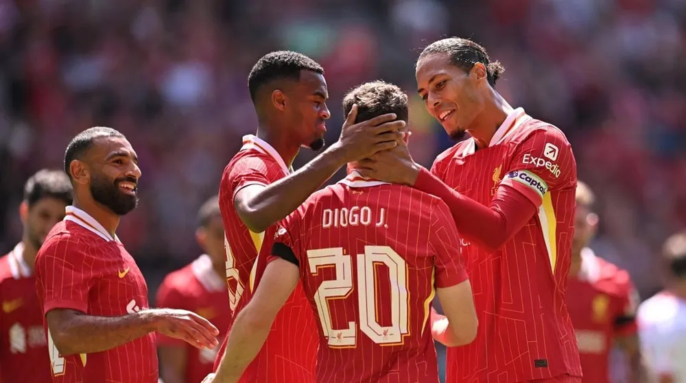 Giữ lại toàn bộ đội hình chính, Liverpool sẵn sàng tạo cú sốc cho tân binh Ipswich. Ảnh: Getty Cú sốc cho tân binh,Liverpool