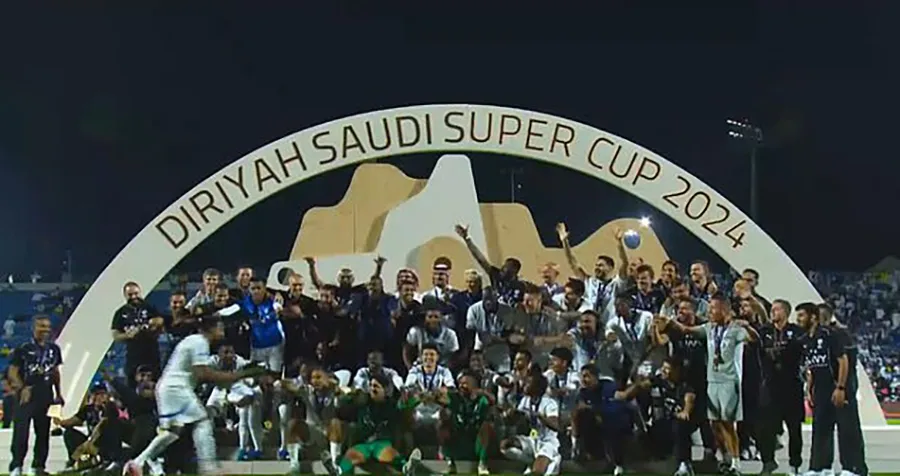 Đội trưởng Al Hilal Salem Al-Dawsari tái hiện màn ăn mừng chức vô địch World Cup 2022 của... ẢNH: X Ronaldo bị troll tàn nhẫn