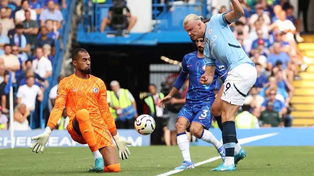 Haaland đáp trả trong im lặng