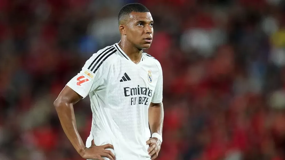 Mbappe vừa mới gia nhập Real Madrid dưới dạng chuyển nhượng tự do. ẢNH: GETTY bellingham-len-tieng-chi-dao-mbappe-1.jpg