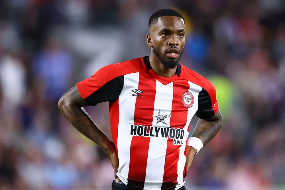 Mục tiêu chuyển nhượng của MU Ivan Toney đang đàm phán để rời Brentford. ẢNH: GETTY mu-brentford-ivan-toney.jpg