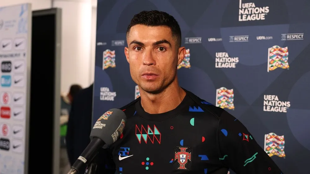 Ronaldo buông lời mỉa mai MU trong lúc đang tập trung cùng tuyển Bồ Đào Nha đá giải Nations League. ẢNH: GETTY Ronaldo buông lời mỉa mai MU