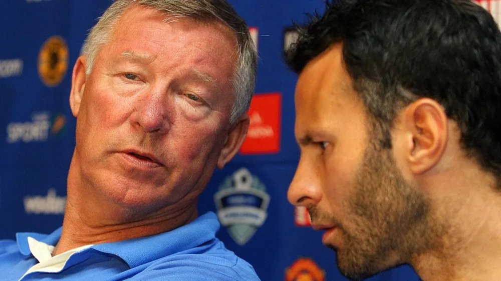 Sir Alex Ferguson đã có một Ryan Giggs quá xuất sắc nên Manchester United không cần chi tiền mua Pederson. ẢNH: GETTY Sir Alex Ferguson,MU,Giggs