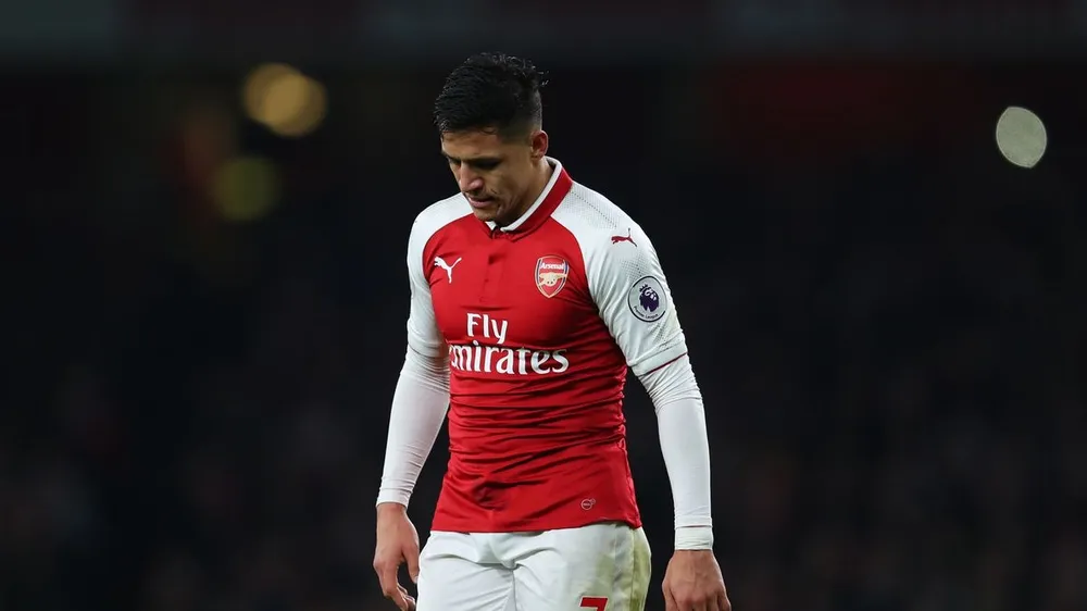 Gia nhập MU từ Arsenal, Sanchez đã muốn ra đi chỉ sau 1 buổi tập. ẢNH: GETTY arsenal-Alexis-Sanchez.jpg