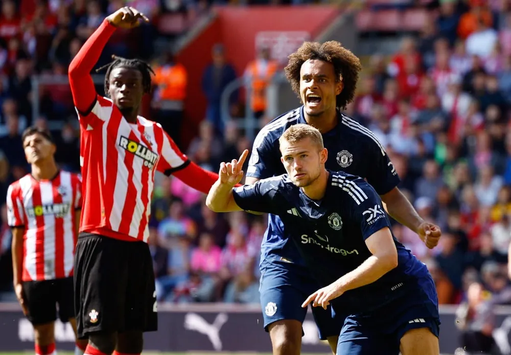De Ligt có bàn thắng đầu tiên trong màu áo "quỷ đỏ" góp phần giúp MU thắng đậm Southampton. Ảnh: Getty IMG_9812.jpeg