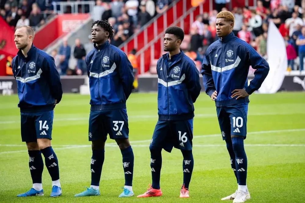 Eriksen và Mainoo đá chính trong trận MU thắng Southampton 3-0 ở vòng 4 Premier League. ẢNH: GETTY mainoo-eriksen-mu.jpg