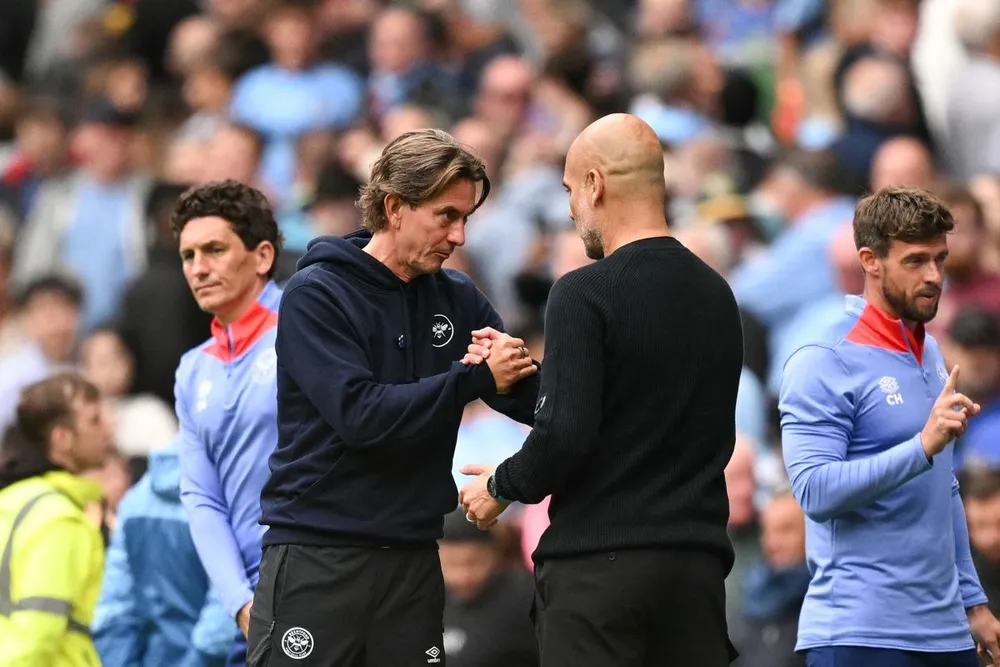 HLV Pep Guardiola kinh ngạc trước khả năng của Brentford và ca ngợi HLV Thomas Frank. ẢNH: GETTY HLV Pep Guardiola, Man City