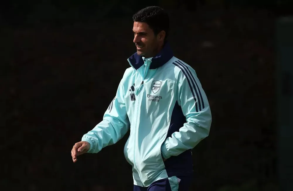 HLV Mikel Arteta đã đẩy Emile Smith Rowe, Eddie Nketiah và Reiss Nelson rời Arsenal. ẢNH: GETTY ARTETA-ARSENAL.jpg
