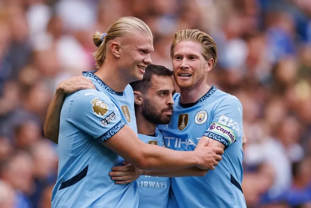 De Bruyne cùng dàn sao Man City chơi rất hay ở giai đoạn đầu mùa. ẢNH: GETTY de-bruyne-man-city.jpg
