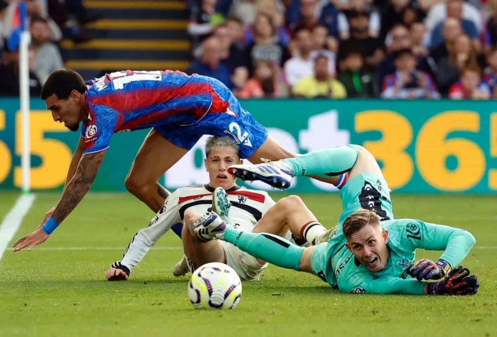 Thủ thành Henderson của Crystal Palace có ngày thi đấu xuất thần khiến MU mất điểm vì thiếu may mắn. Ảnh: Getty IMG_9856.jpeg