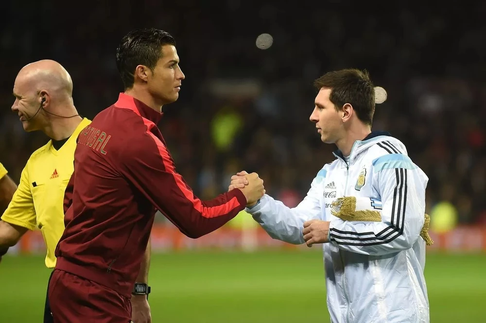 Cuộc chiến giữa Ronaldo và Messi chưa bao giờ chấm dứt. ẢNH: GETTY Ronaldo và Messi