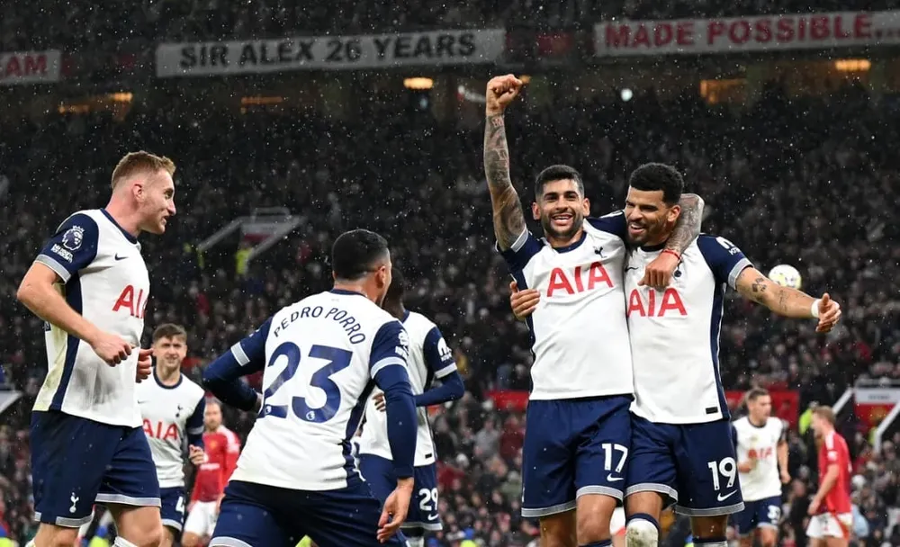 Tottenham có chiến thắng tưng bừng trước MU ngay trên sân Old Trafford. Ảnh: Getty IMG_9917.jpeg