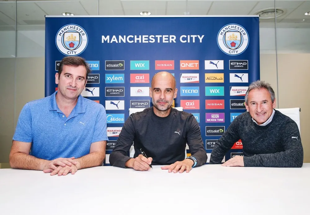Pep Guardiola chia tay Man City