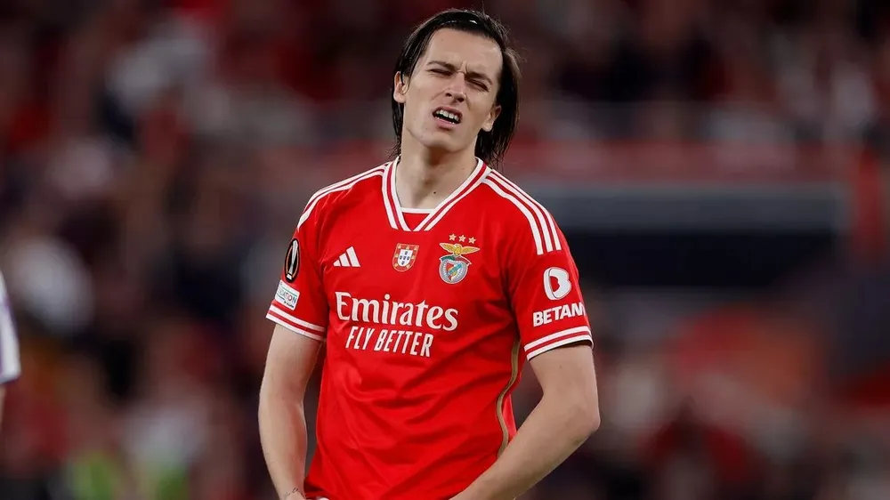 Ngôi sao bị MU bán,MU