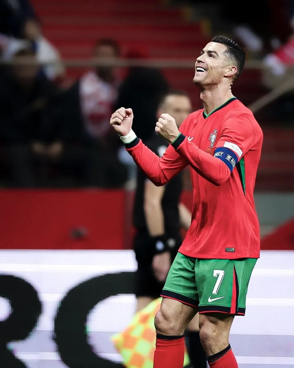 Ở tuổi 39, Ronaldo vẫn nổ súng ở cấp đội tuyển quốc gia cho Bồ Đào Nha. Ảnh: Reuters Bồ Đào Nha,Ronaldo