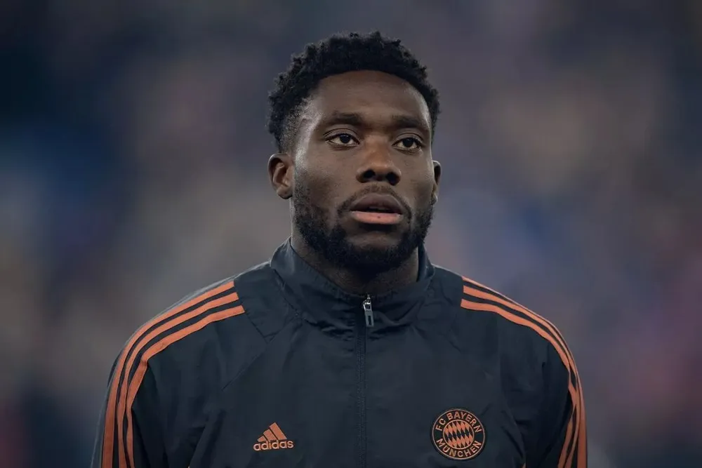 Alphonso Davies được cho là sẽ rời Bayern Munich gia nhập Real Madrid dưới dạng chuyển nhượng tự do vào mùa hè sang năm. ẢNH: GETTY bayern-munich-Alphonso-Davies .jpg