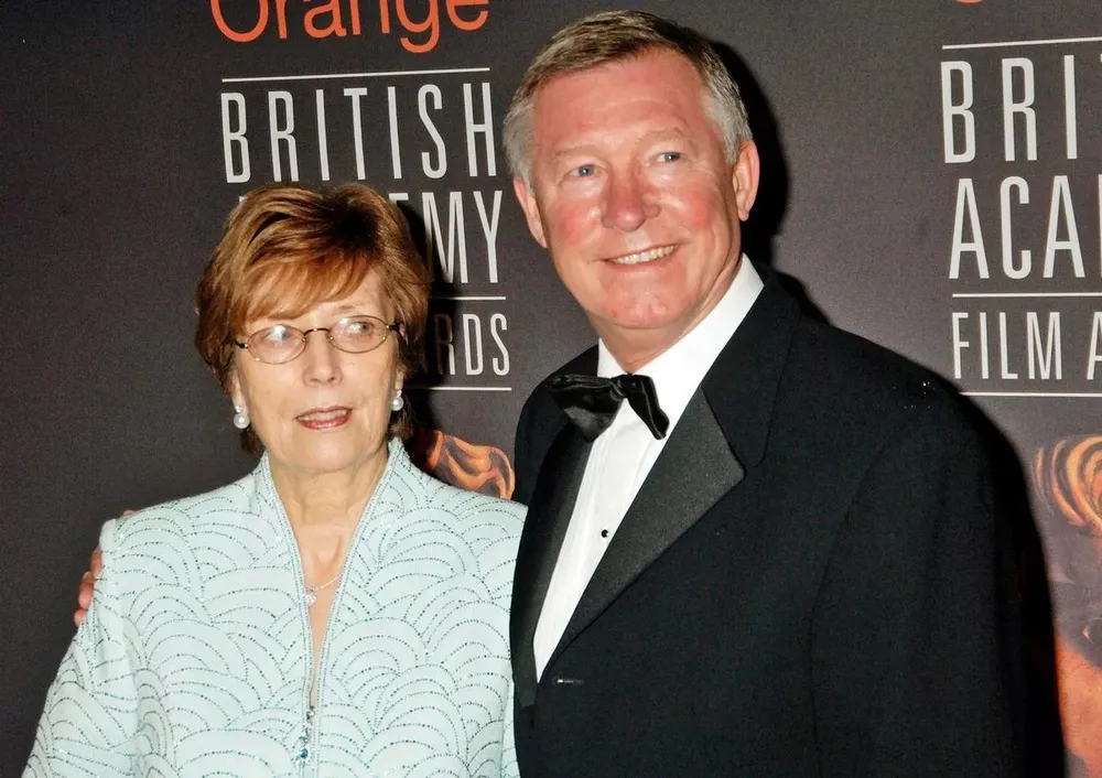 Bà Cathy qua đời vào tháng 10 năm ngoái. ẢNH: GETTY mu-cathy-sir-alex-ferguson.jpg